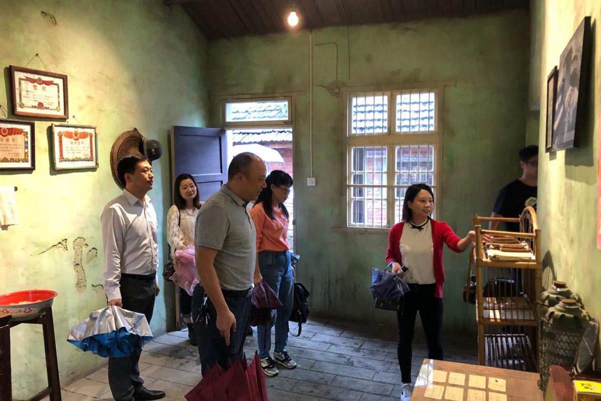 市交投集團公司赴“銅官山·1978”文化創(chuàng)意園開展主題“黨日”活動